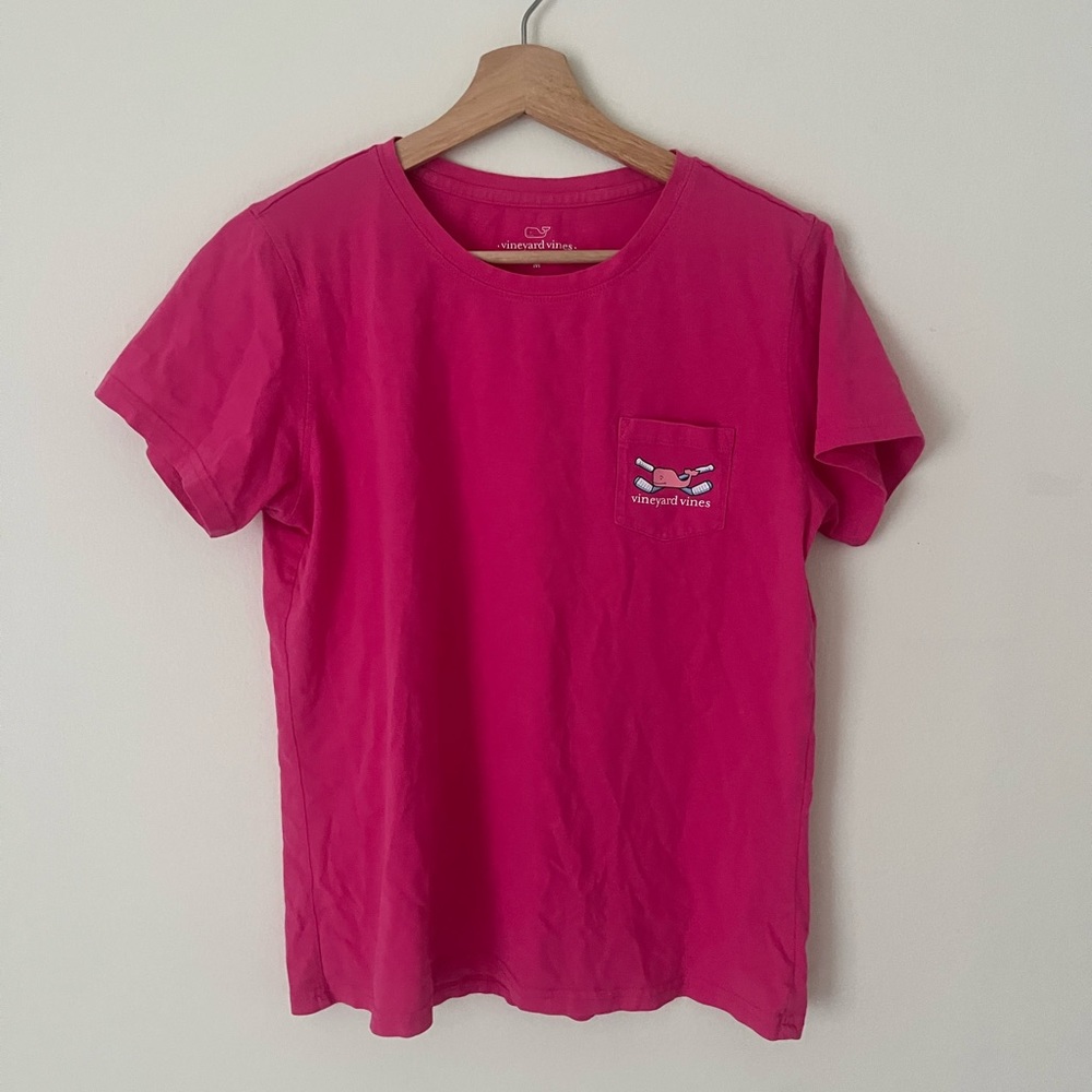 vineyard vines pink hockey top